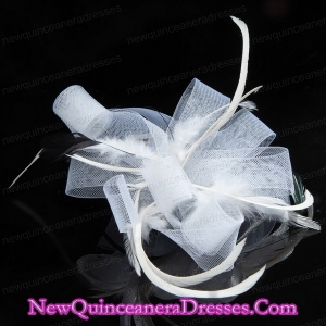 Elgant White Hair Tulle Feather Ornament