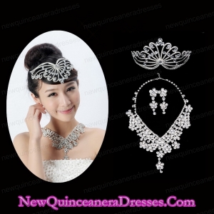 Dignified Rhinestone DreamlikeJewelry Set Including Necklace Tiara