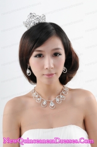 Romantic Rhinestone Jewelry Set Including Tiara Necklace And Earrings