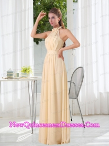 Popular Empire Halter Ruching Dama Dresses with Hand Made Flowers