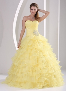 Light Yellow Ruffles Sweetheart Appliques and Ruch Quinceanera Gowns For Military Ball