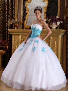 Elegant White and Blue Quinceanera Dress Sweetheart Appliques Organza Ball Gown