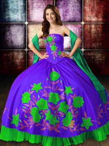 Cute Sleeveless Floor Length Embroidery Lace Up Quinceanera Gown with Multi-color