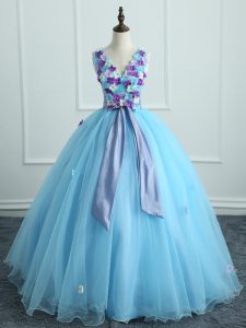 Latest V-neck Sleeveless Organza Sweet 16 Quinceanera Dress Appliques and Belt Lace Up