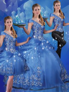 Artistic Blue Three Pieces Organza Off The Shoulder Cap Sleeves Beading and Embroidery Floor Length Lace Up Quince Ball Gowns