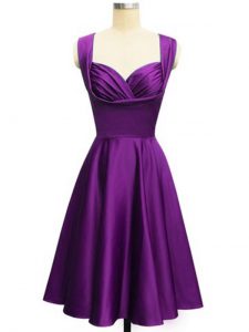 Modest Knee Length Eggplant Purple Quinceanera Court Dresses Taffeta Sleeveless Ruching