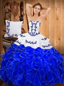 Popular Sleeveless Embroidery and Ruffles Lace Up Quinceanera Gowns