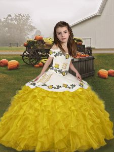 Cute Straps Sleeveless Organza Girls Pageant Dresses Embroidery and Ruffles Lace Up