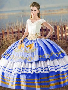 Deluxe Asymmetrical Ball Gowns Sleeveless Blue And White Quinceanera Gown Lace Up