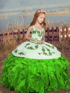 Discount Organza Lace Up Straps Sleeveless Floor Length Little Girls Pageant Dress Wholesale Embroidery and Ruffles