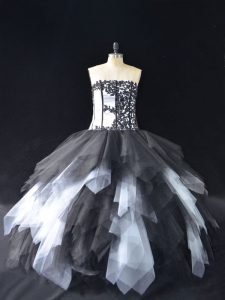 White And Black Sleeveless Tulle Lace Up 15 Quinceanera Dress for Sweet 16 and Quinceanera