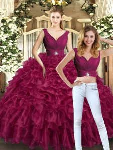 Vintage Floor Length Burgundy Quinceanera Gowns V-neck Sleeveless Backless