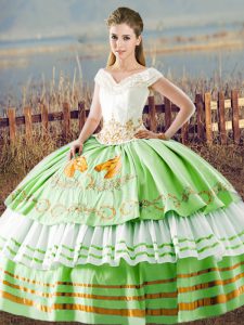 Elegant Sleeveless Embroidery and Ruffled Layers Lace Up Vestidos de Quinceanera