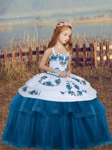 Custom Designed Blue Ball Gowns Tulle Straps Sleeveless Embroidery Floor Length Lace Up Little Girls Pageant Gowns