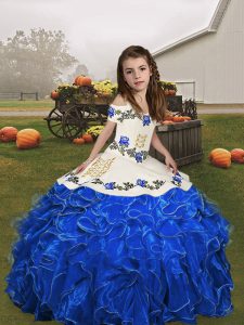 Organza Straps Sleeveless Lace Up Embroidery and Ruffles Kids Formal Wear in Royal Blue