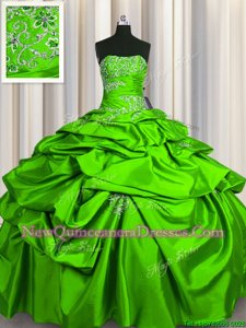 Beautiful Pick Ups Ball Gowns Vestidos de Quinceanera Spring Green Strapless Taffeta Sleeveless Floor Length Lace Up