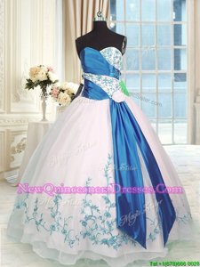 Stunning Organza Sweetheart Sleeveless Lace Up Embroidery and Sashes|ribbons Vestidos de Quinceanera inBlue And White