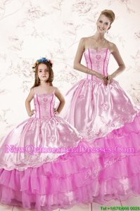 Modest Ruffled Floor Length Ball Gowns Sleeveless Lilac Quinceanera Gown Lace Up